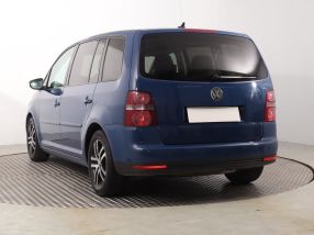 Volkswagen Touran - 2010