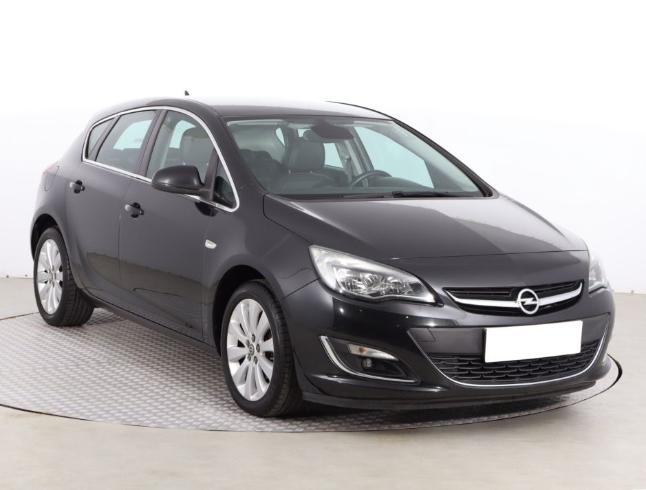 Opel Astra - 2015
