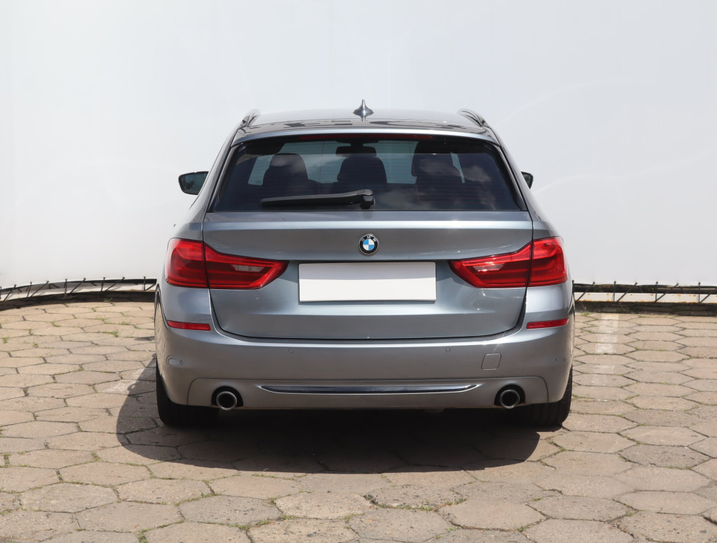 BMW 5