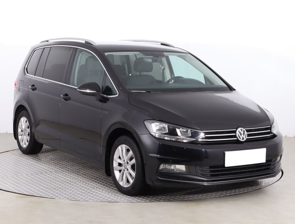 Volkswagen Touran - 2016