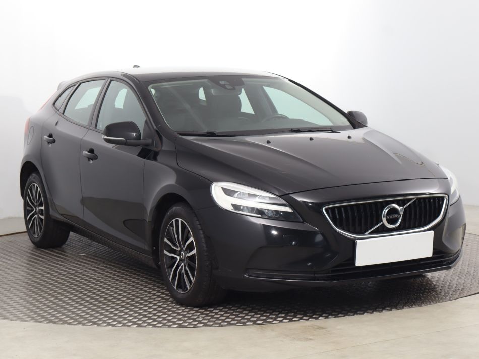 Volvo V40 - 2018