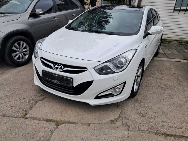 Hyundai i40 2012