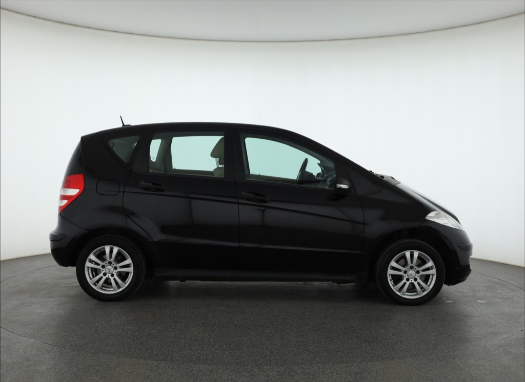 Mercedes-Benz A