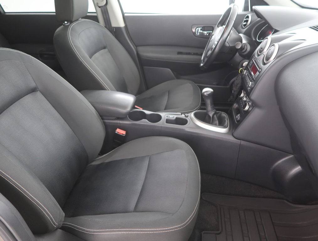 Nissan Qashqai+2