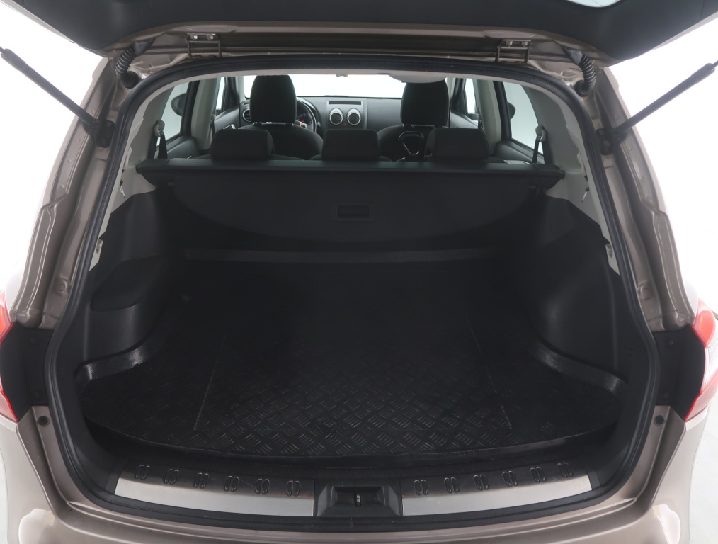 Nissan Qashqai+2