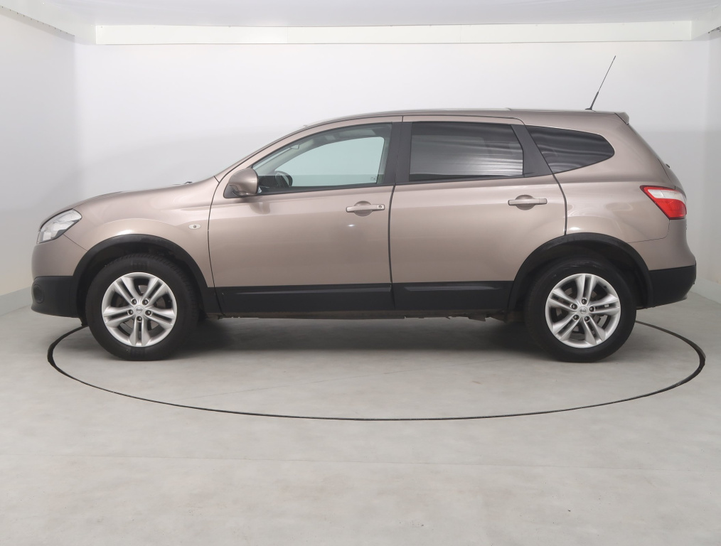 Nissan Qashqai+2