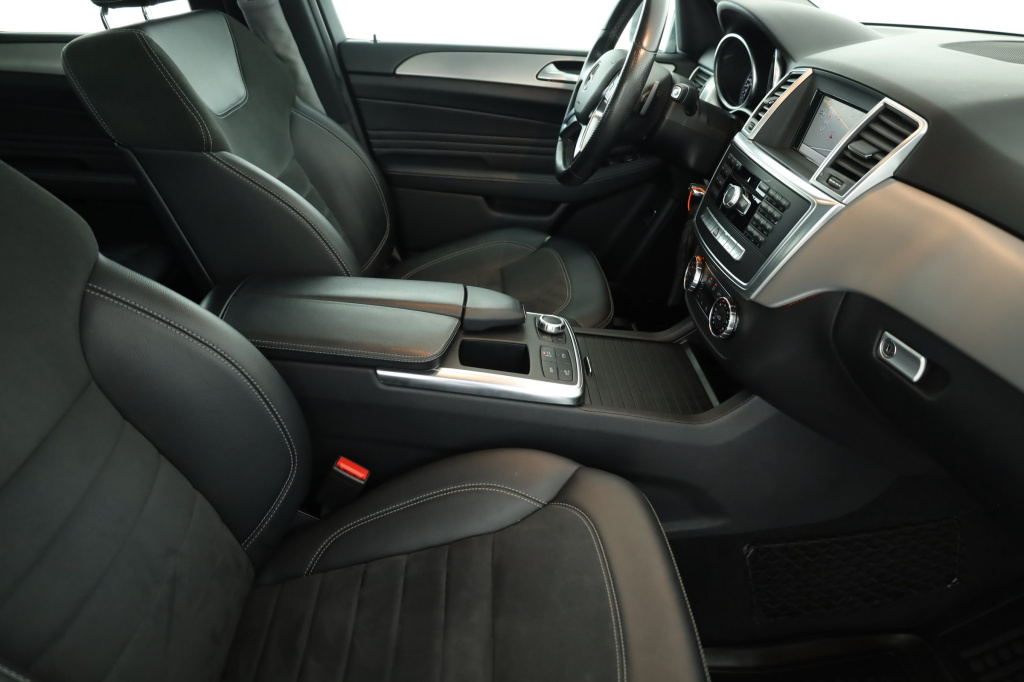 Mercedes-Benz ML