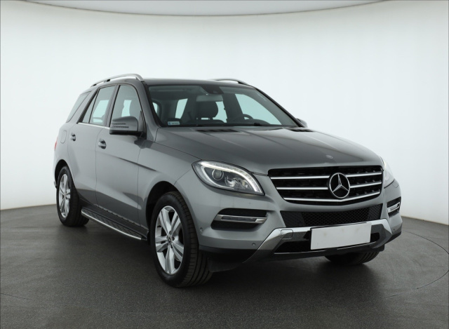 Mercedes-Benz ML 2013