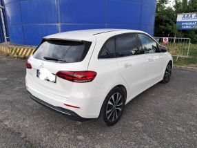 Mercedes-Benz B - 2021