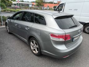 Toyota Avensis - 2011