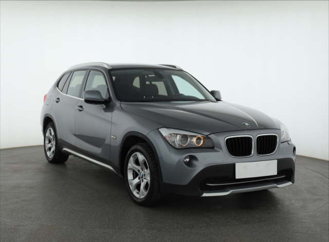 BMW X1 2011