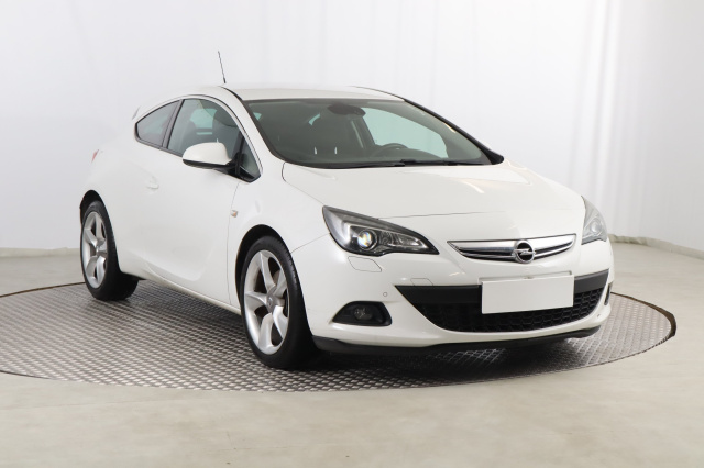 Opel Astra 2012