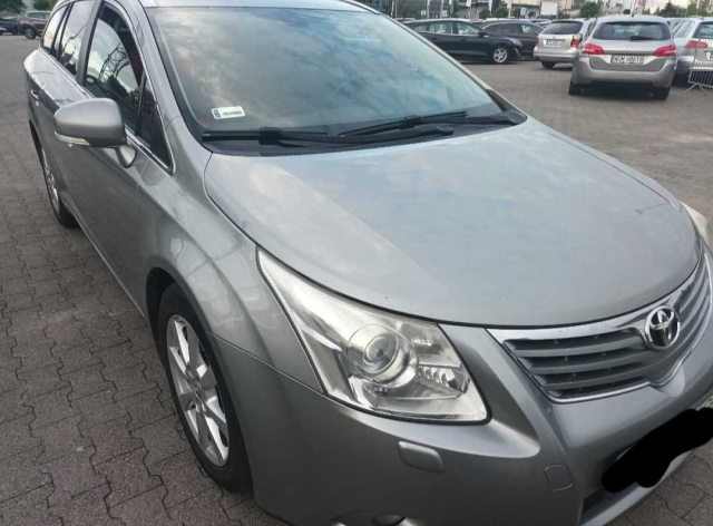 Toyota Avensis 2010