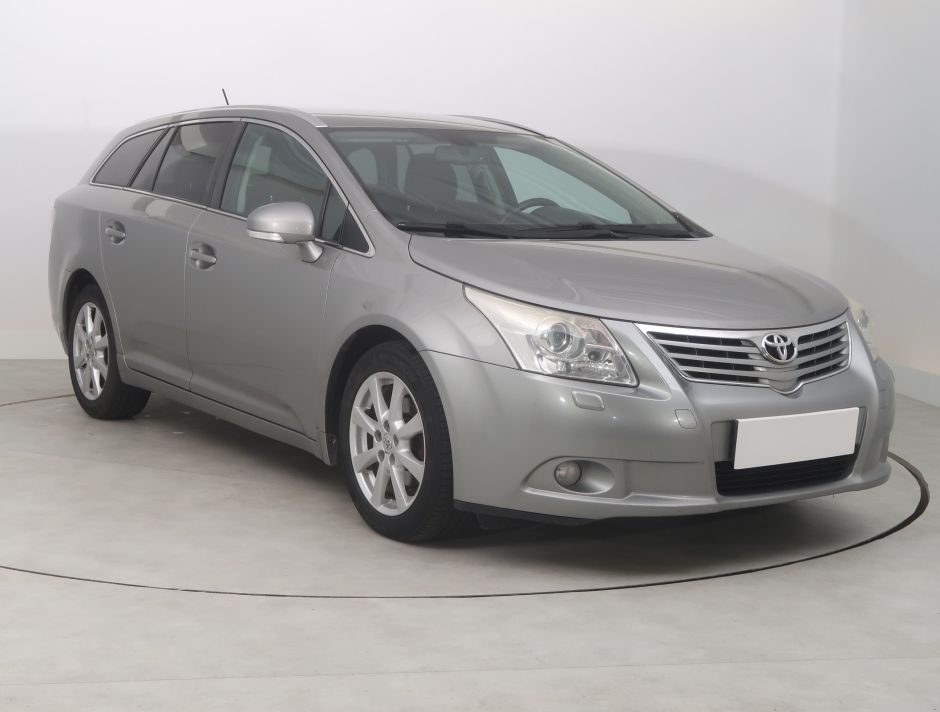 Toyota Avensis - 2010