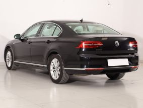 Volkswagen Passat - 2017