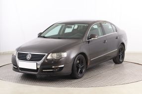 Volkswagen Passat - 2008