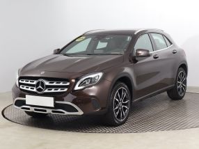 Mercedes-Benz GLA - 2017