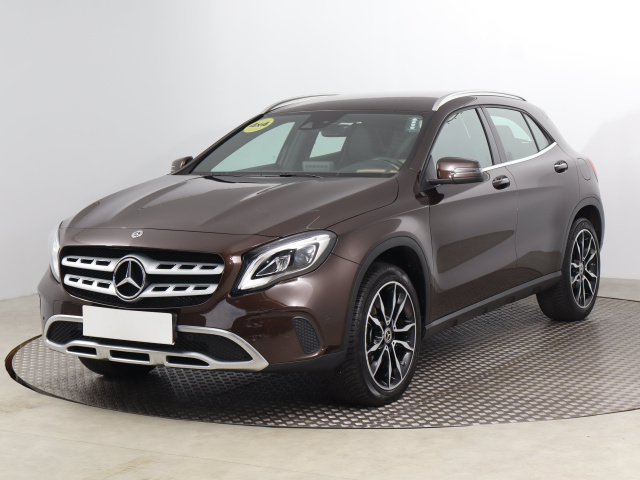 Mercedes-Benz GLA 220 4MATIC