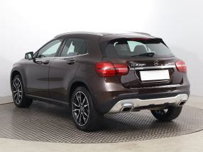 Mercedes-Benz GLA - 2017