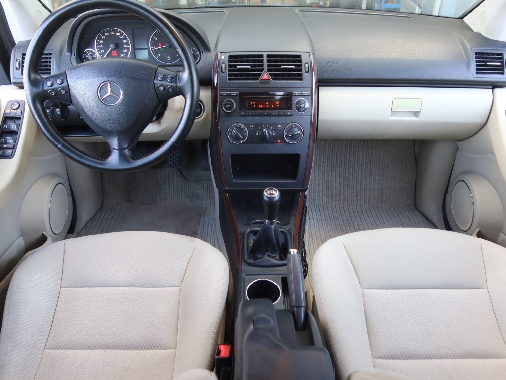 Mercedes-Benz A