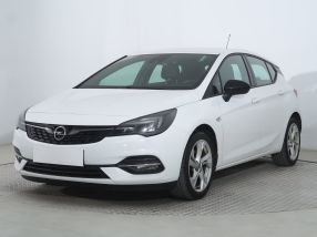 Opel Astra - 2021