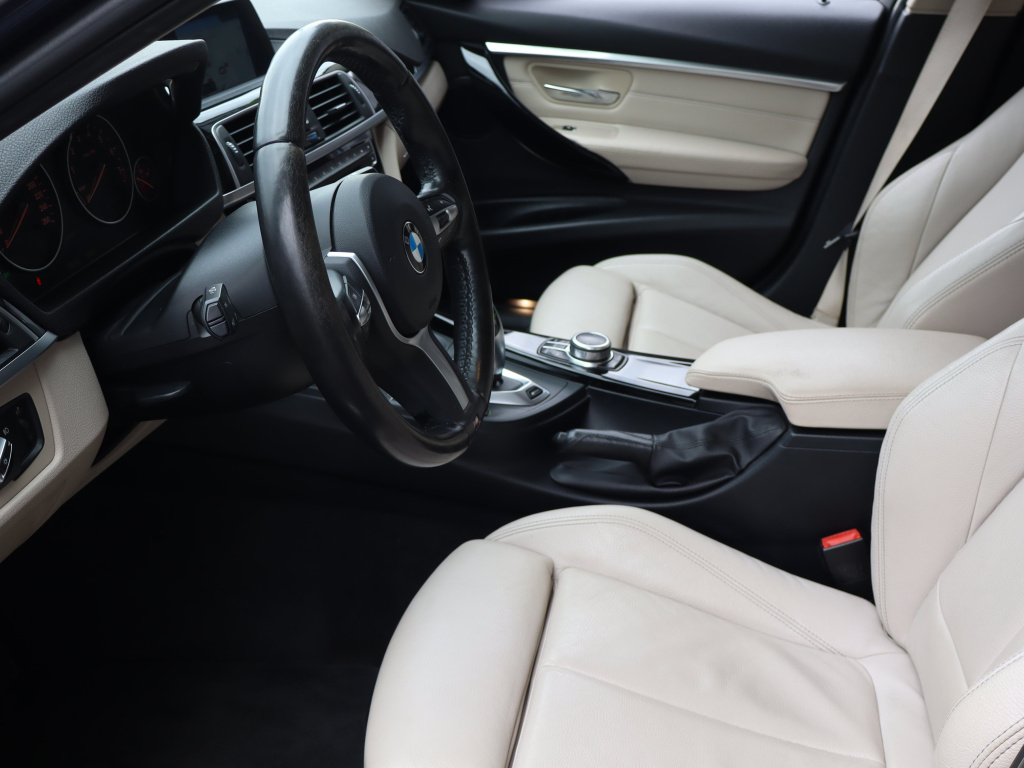 BMW 3