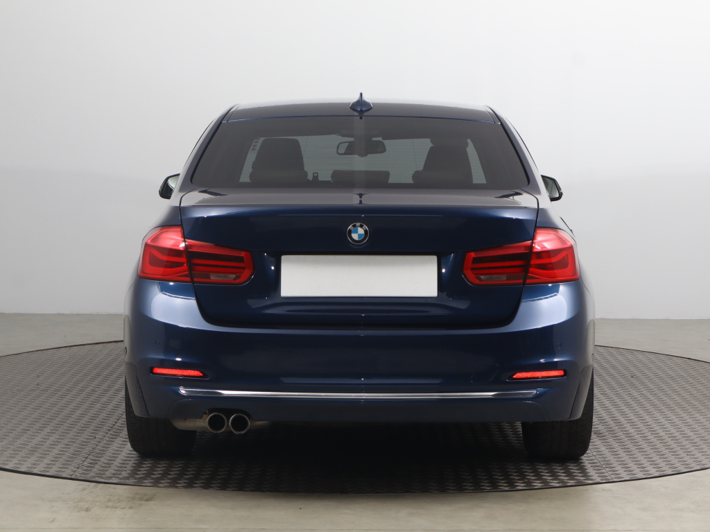 BMW 3