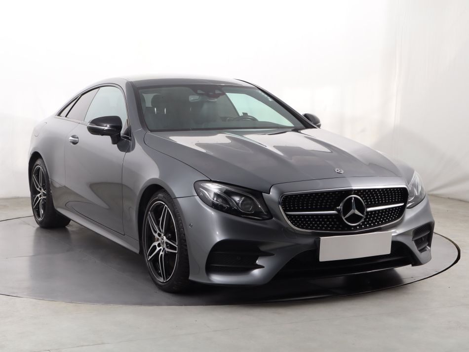 Mercedes-Benz E - 2017
