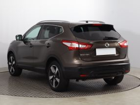 Nissan Qashqai - 2015