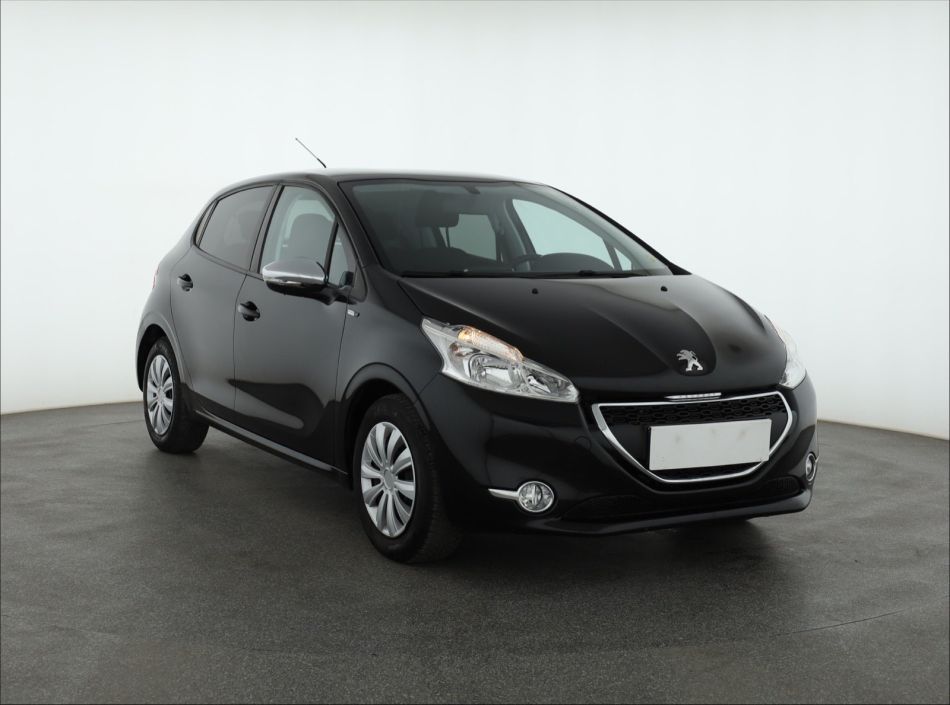 Peugeot 208 - 2014