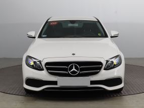 Mercedes-Benz E - 2019