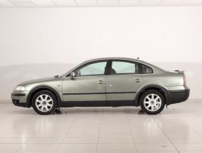 Volkswagen Passat - 2002