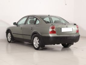 Volkswagen Passat - 2002