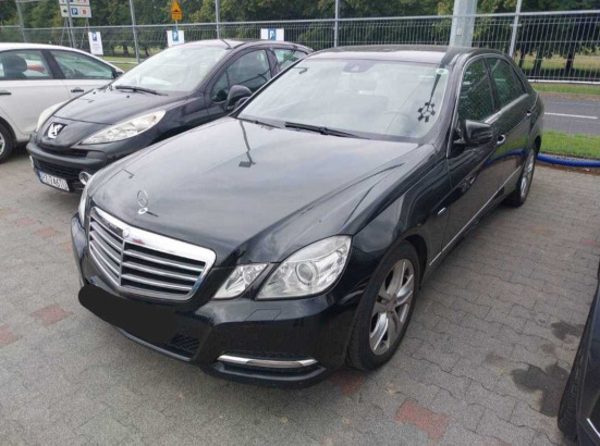 Mercedes-Benz E
