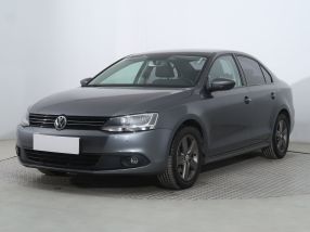 Volkswagen Jetta - 2014