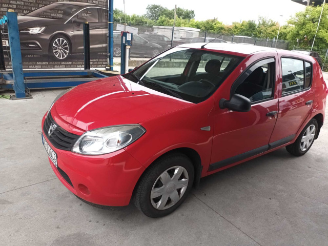 Dacia Sandero 2011