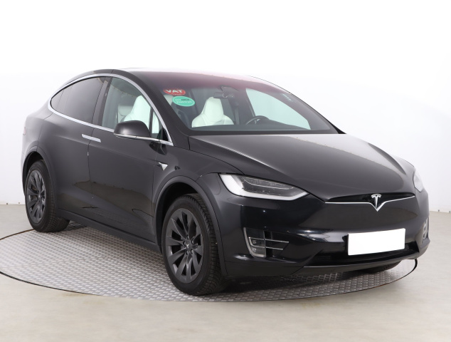 Tesla Model X 2018