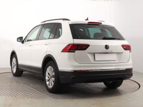 Volkswagen Tiguan - 2020