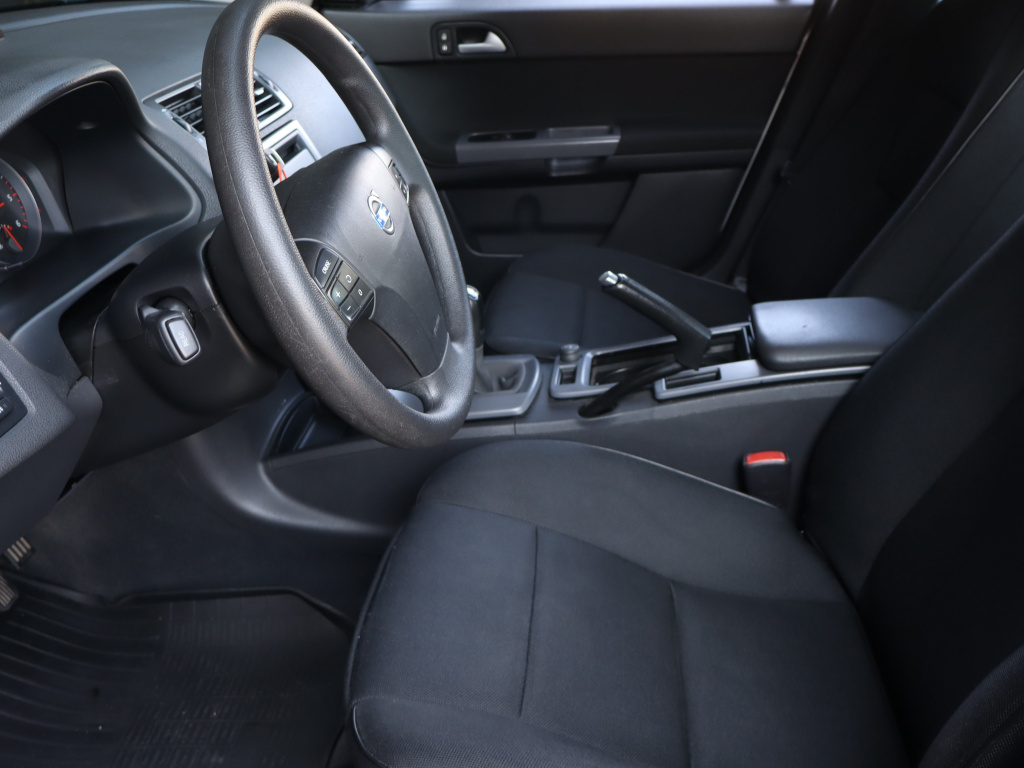 Volvo S40