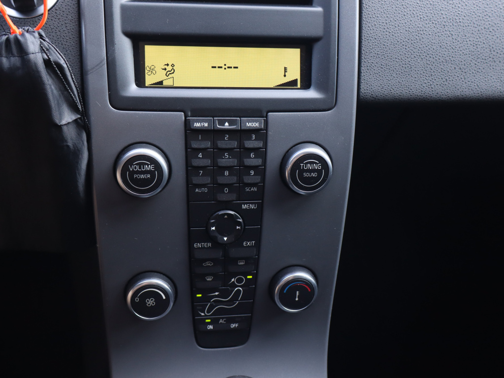 Volvo S40