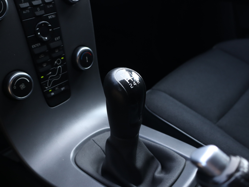 Volvo S40