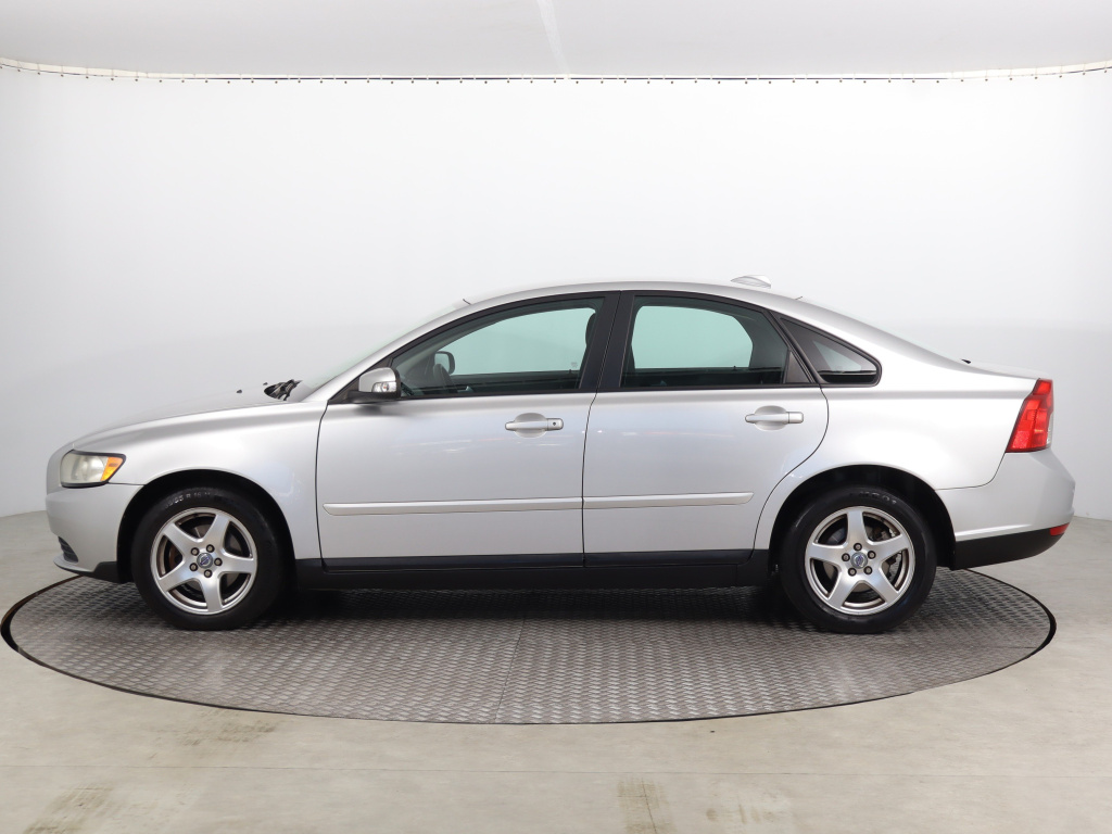 Volvo S40