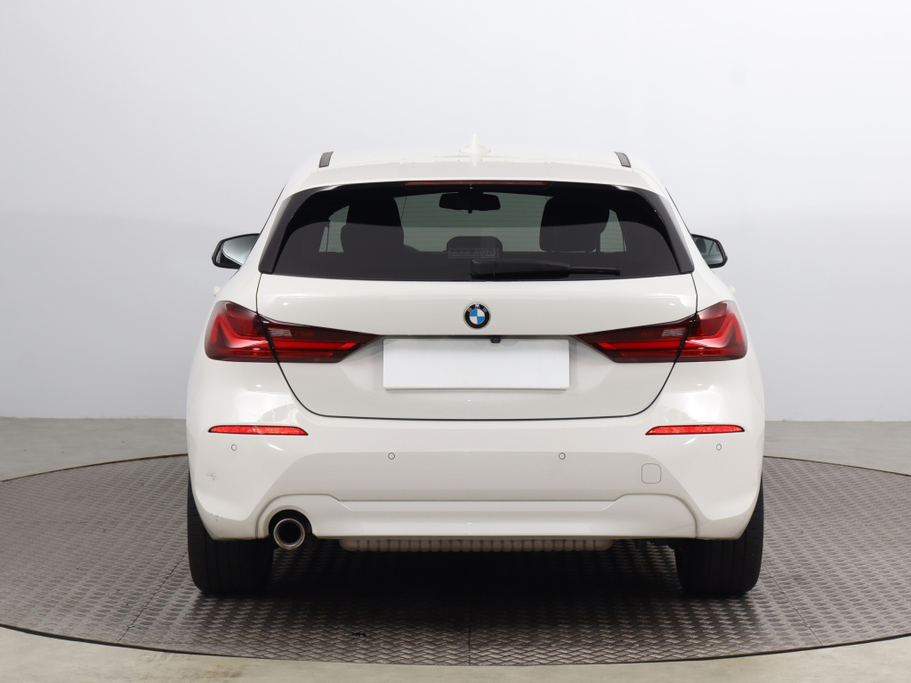 BMW 1