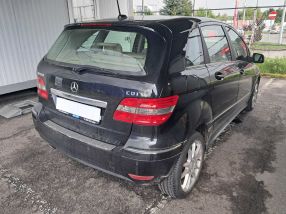 Mercedes-Benz B - 2011