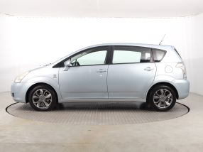 Toyota Corolla Verso - 2005