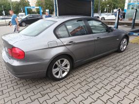 BMW 3 - 2010