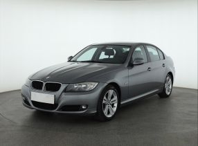 BMW 3 - 2010
