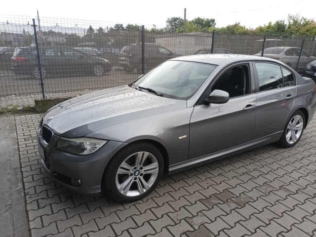 BMW 3 2010