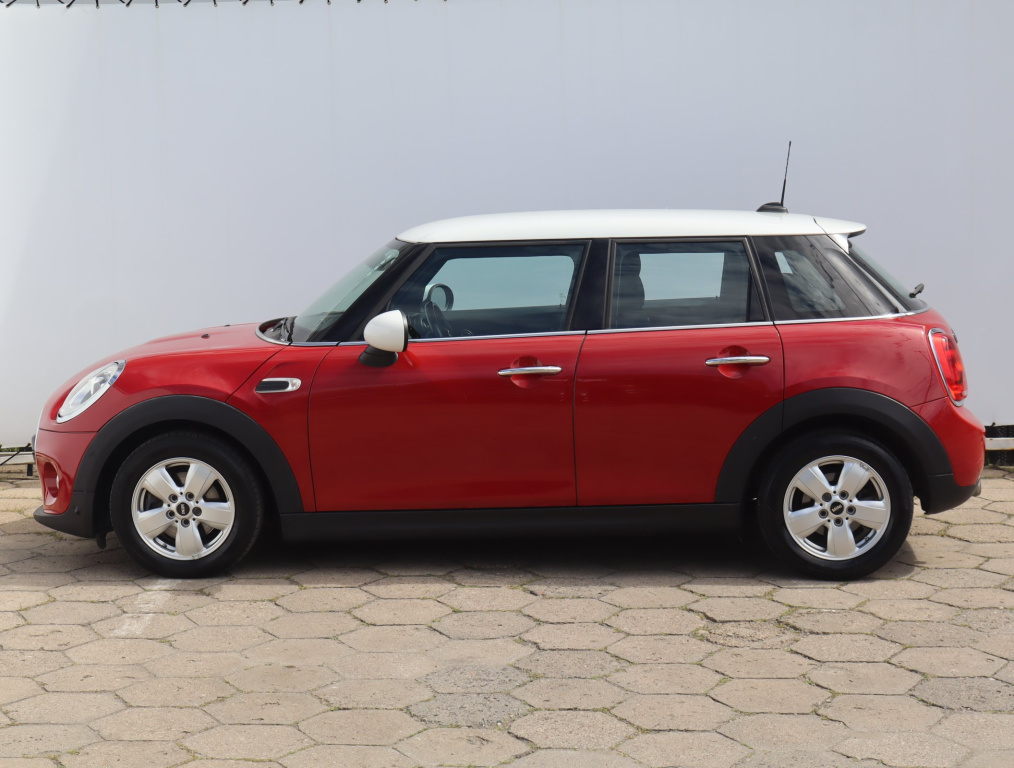 MINI 5-door