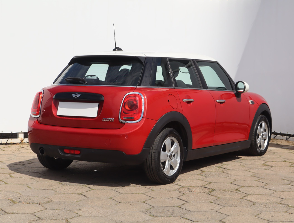 MINI 5-door